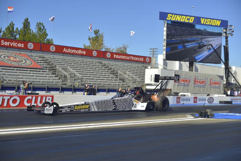 NHRA Auto Club Finals Pomona 2021 – Foto 1