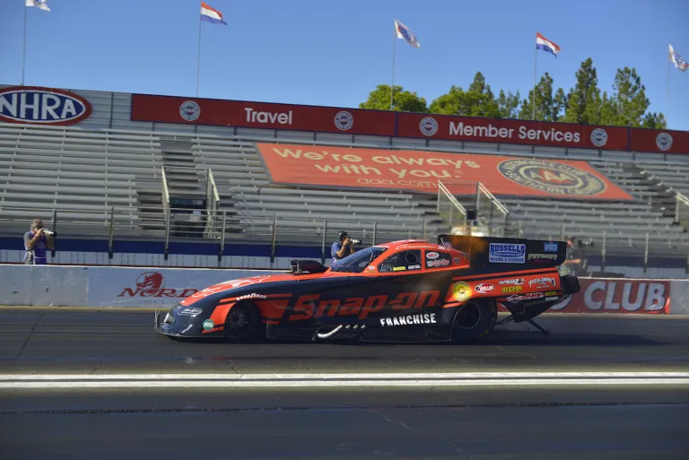 NHRA Auto Club Finals Pomona 2021 – Foto 23