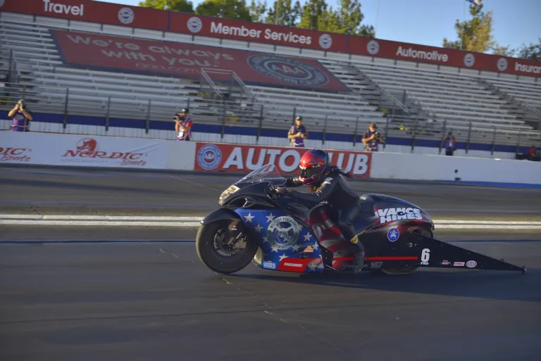 NHRA Auto Club Finals Pomona 2021 – Foto 35