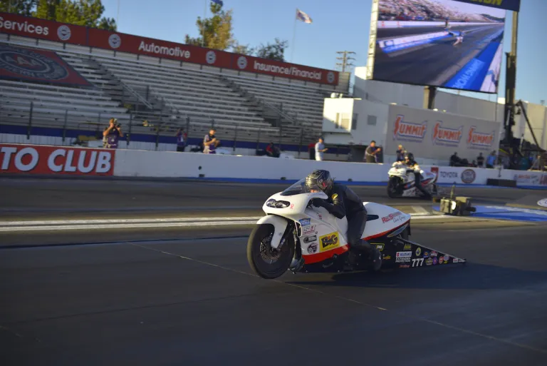 NHRA Auto Club Finals Pomona 2021 – Foto 36