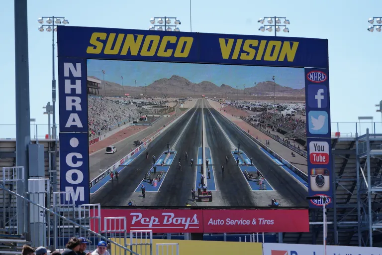 NHRA Four-Wide Nationals 2022 – Foto 5